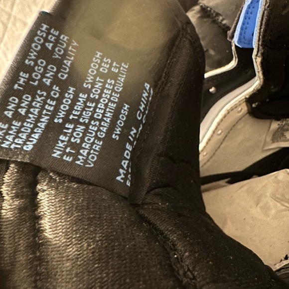 *BRAND NEW* AIR JORDAN RETRO HIGHT TOP OG DZ5485 400 - Picture 12 of 16